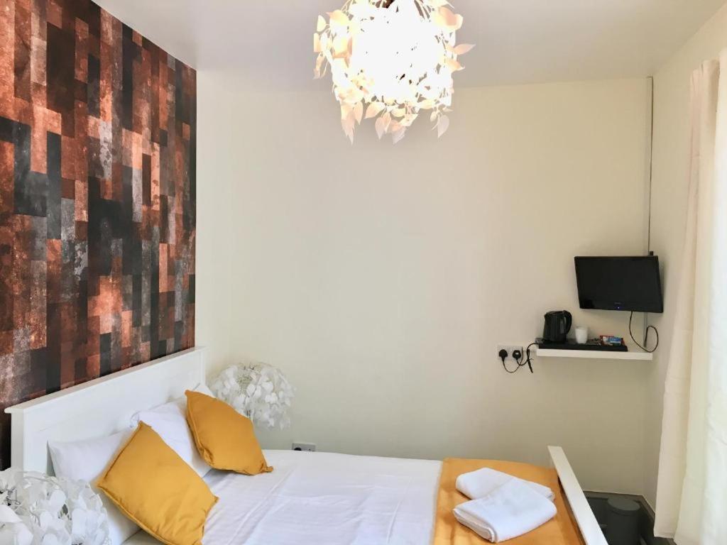 Waterfront Inn 尚克林 外观 照片