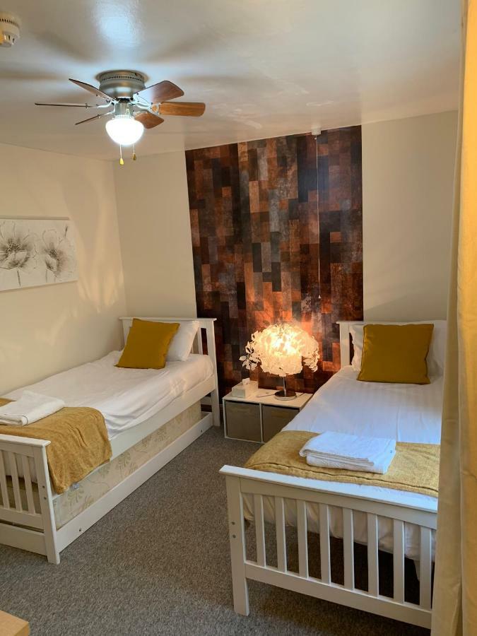 Waterfront Inn 尚克林 外观 照片
